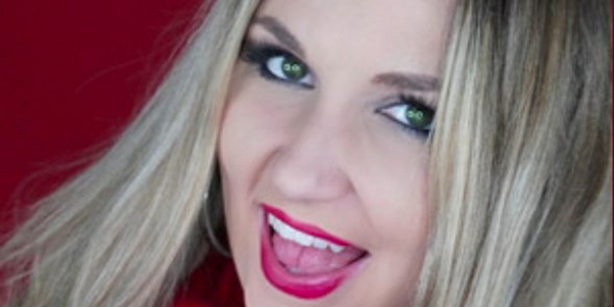 Justine Blazer Shares 'Love Me Some Jolly' & 'Makin' Some Magic'