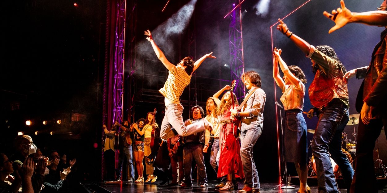 Video: Watch ALMOST FAMOUS Cast Take Their First Broadway Bows Video