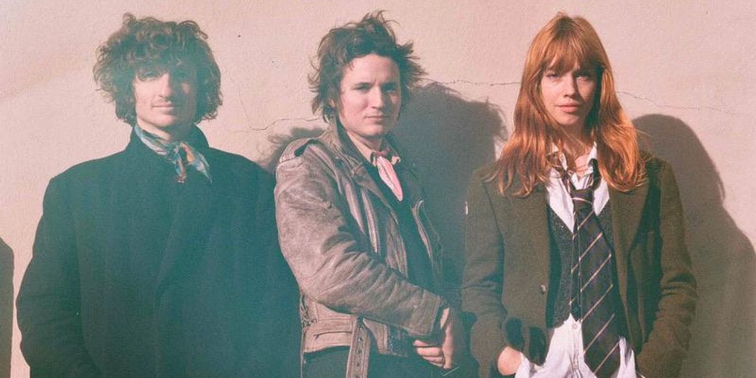 Oracle Sisters Share New Single 'Hot Summer'  Image