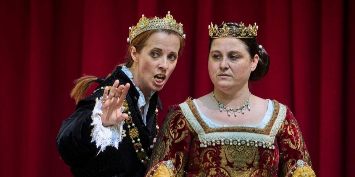 Review: Shakespeare's Tricky Dick RICHARD III Proves A Crooked Villain at The Strand