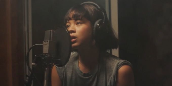 TV: Eva Noblezada Sings 'Square Peg' from YELLOW ROSE