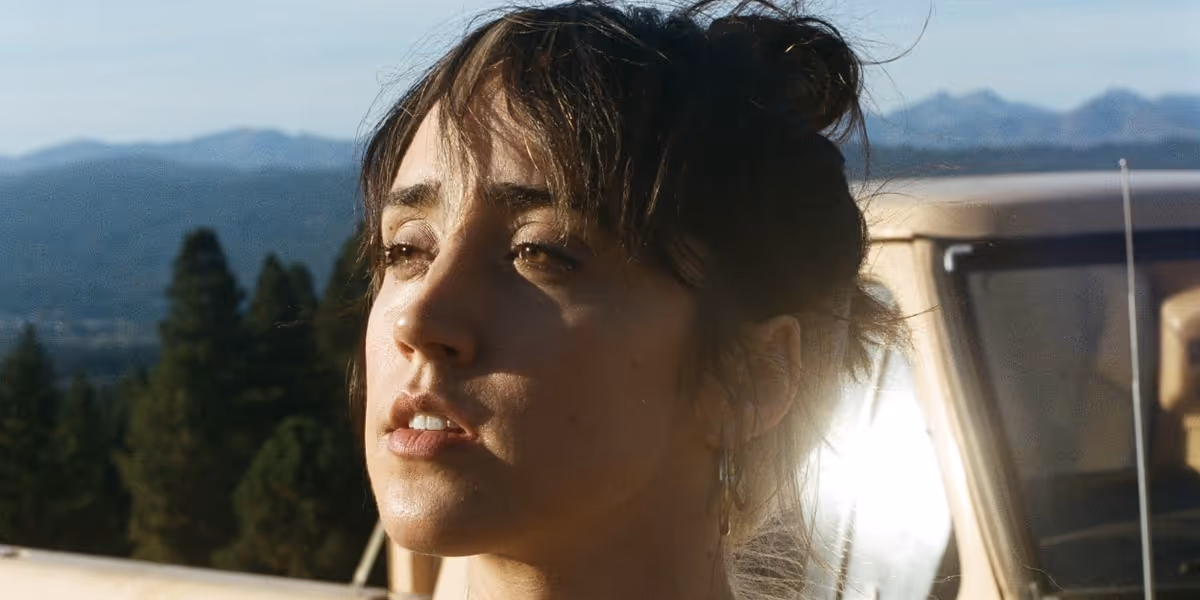 Tess Henley Releases 'Joy Somewhere' Ahead of 'Paramount' LP