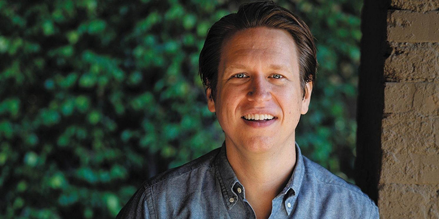 Comedian Pete Holmes to Perform at The Den Theatre in November  Image