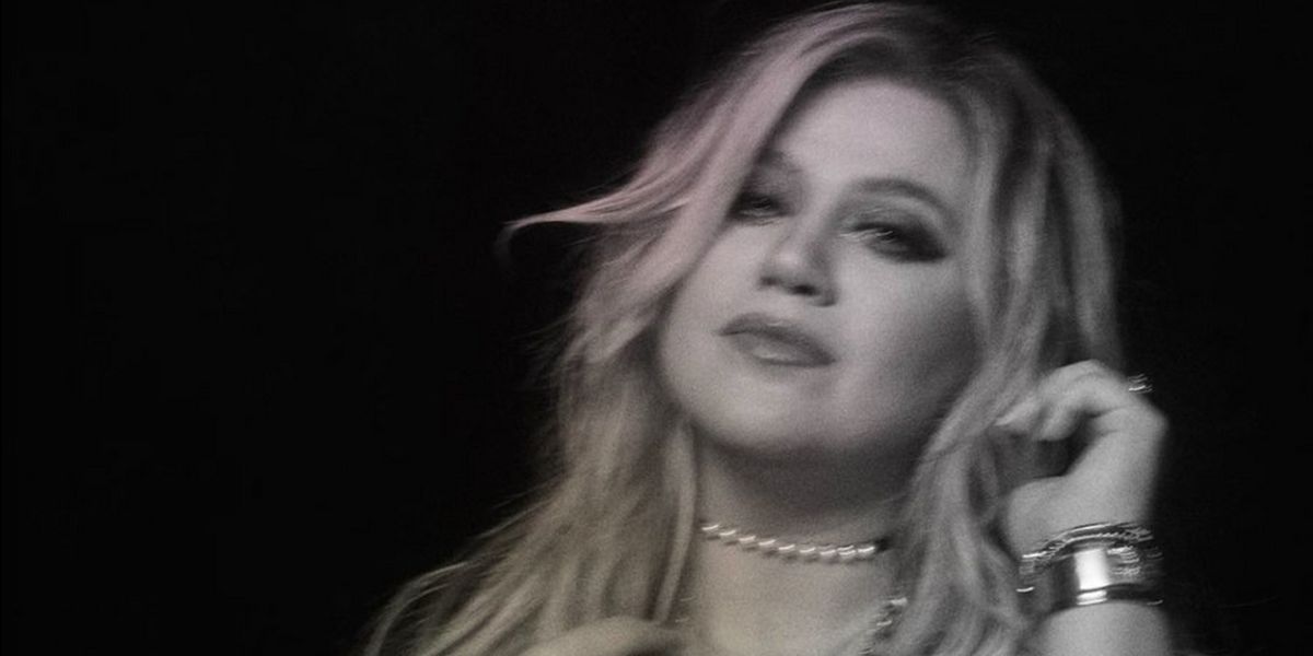 Kelly Clarkson Drops New Single 'Favorite Kind of High' Co-Written By Carly Rae Jepsen