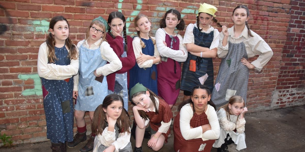 Review: ANNIE JR. at The Royal Theatre