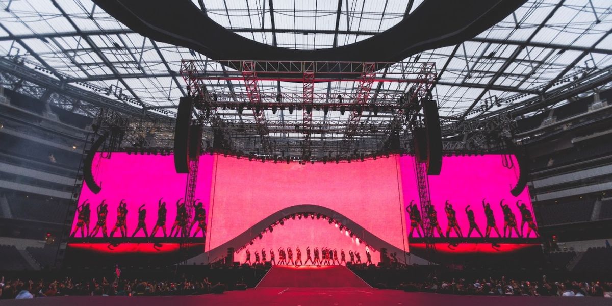 TWICE Kick Off 'READY TO BE' Tour North American Leg