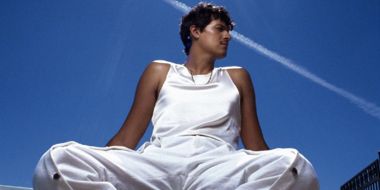 Omar Apollo Announces Fall 2022 North American 'Prototype' Tour Dates  Image