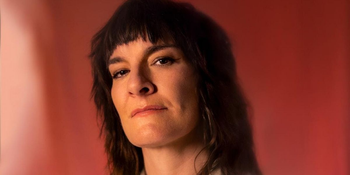 Jen Cloher Shares New Single 'My Witch'