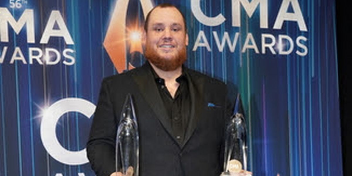 Luke Combs Wins Entertainer of the Year and Album of the Year at 56th Annual CMA Awards