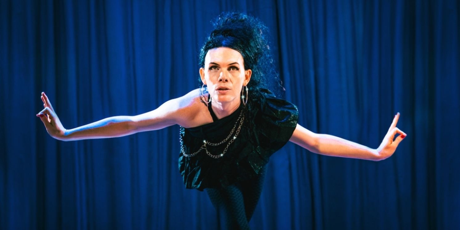 Review: JORDAN GRAY: IS IT A BIRD?, London Palladium  Image