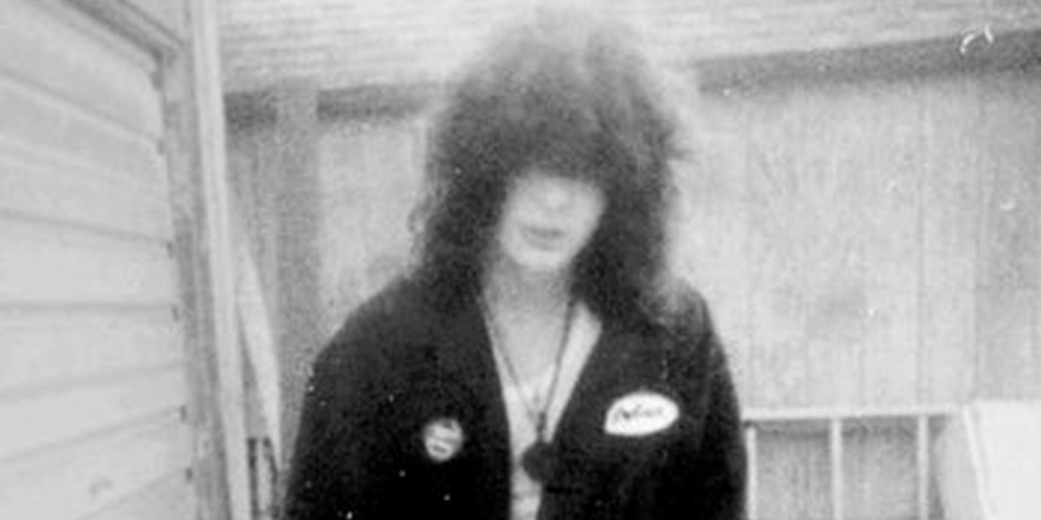 Alternative Artist Woz Releases Inspired Debut EP 'At The Gulf'  Image