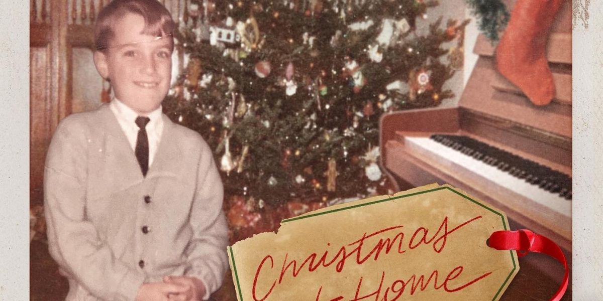 Michael W. Smith Announces New Christmas EP 'Christmas At Home'