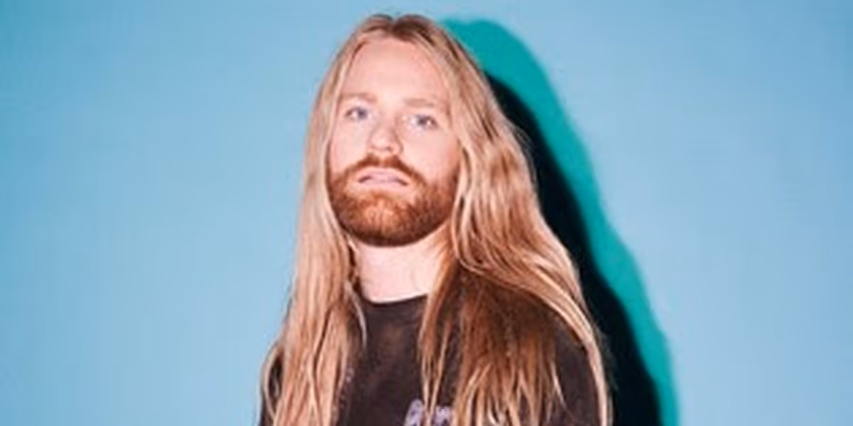 Sam Ryder Shares New Single 'All the Way Over'