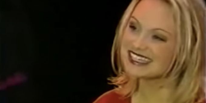 VIDEO: Watch Kristin Chenoweth's Original Performance of 'Taylor the Latte Boy' on Rosie O'Donnell Show in 1999