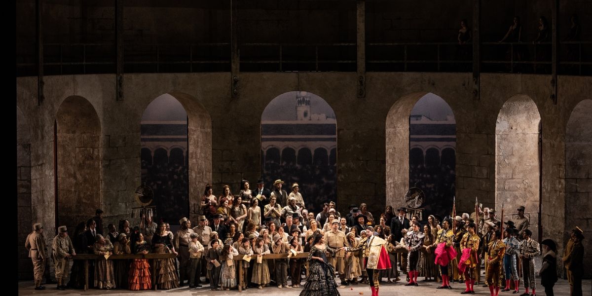 Review: CARMEN at Lyric Opera Of Chicago