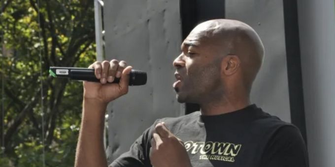 Broadway Rewind: MOTOWN Raises the Volume at Bryant Park in 2013