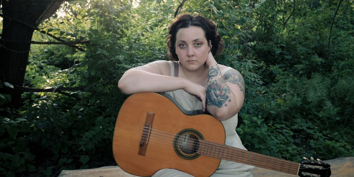 Shannen Moser Announces New Album 'The Sun Still Seems To Move'