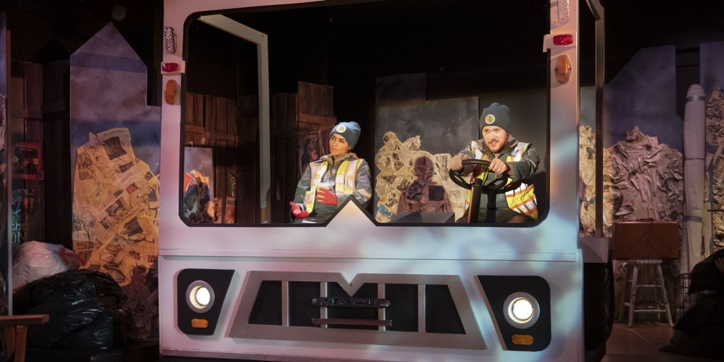 Review: THE GARBOLOGISTS at Dezart Performs  Image