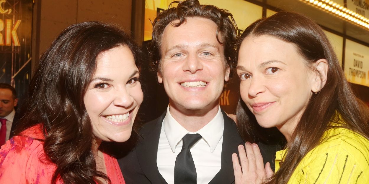 Photos: Stars Arrive on the Red Carpet at NEW YORK, NEW YORK! Opening Night! Photo