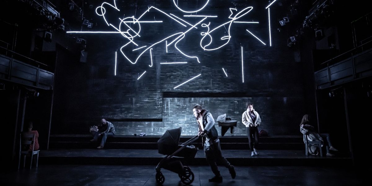 Review: ROMEO AND JULIE, National Theatre