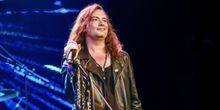Interview: Constantine Maroulis of FOREIGNERS JOURNEY at Axelrod PAC