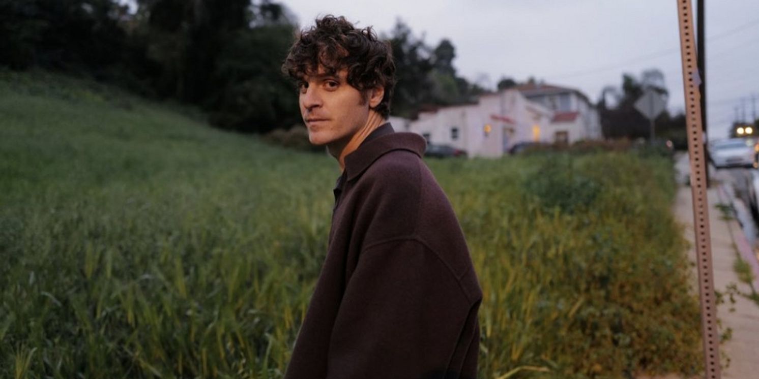 Emile Mosseri Set to Release Debut Solo Album 'Heaven Hunters'  Image