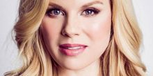 VIDEO: Megan Hilty Visits Backstage LIVE with Richard Ridge