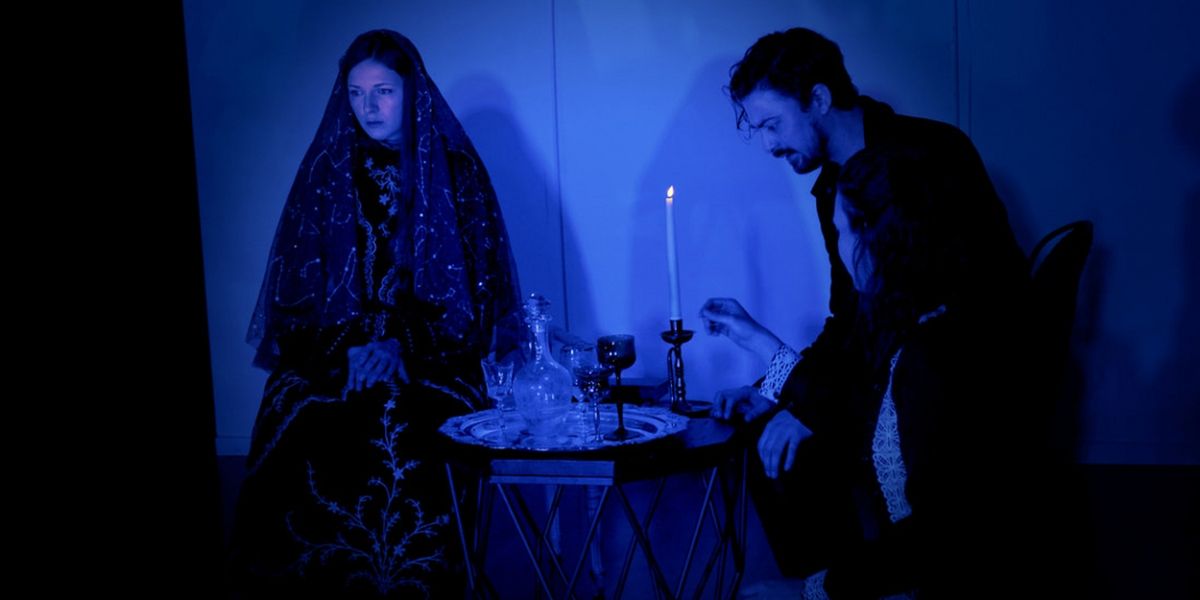 Review: ETCHED GLASS DECANTER at Capital Fringe