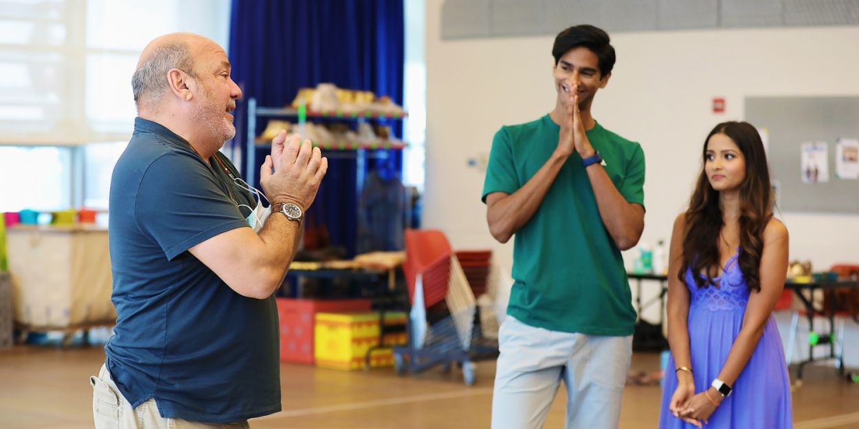 VIDEO: ALADDIN Cast Reunites for First Day Back in Rehearsals Video
