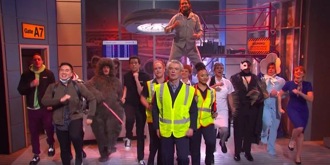 VIDEO: SNL Parodies PHANTOM, WEST SIDE STORY, ANNIE, WICKED, and More in New Musical Sketch 'Airport Sushi'