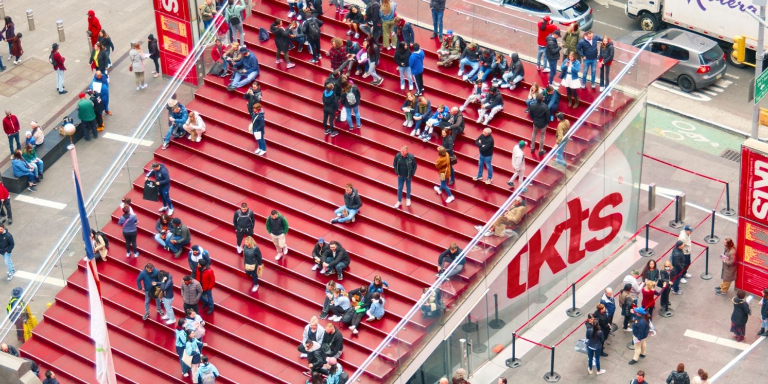 S. Epatha Merkerson, Eric Ulloa & More to Take Part in TKTS 50th Anniversary Celebration  Image