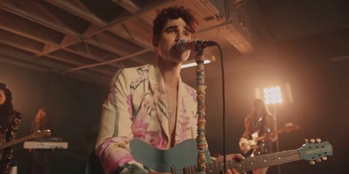 VIDEO: Darren Criss Performs 'Running Around' on THE LATE LATE SHOW
