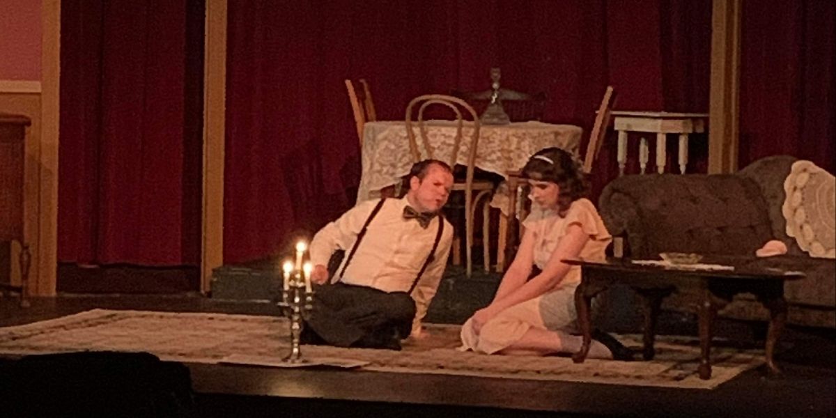 Review: THE GLASS MENAGERIE at The Pocket Community Theatre