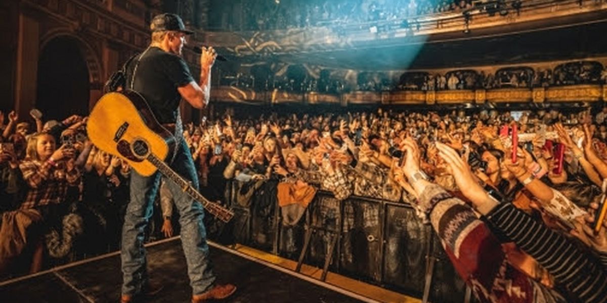 Parker McCollum Kicks Off His 2023 Touring Schedule with Sold Out Shows