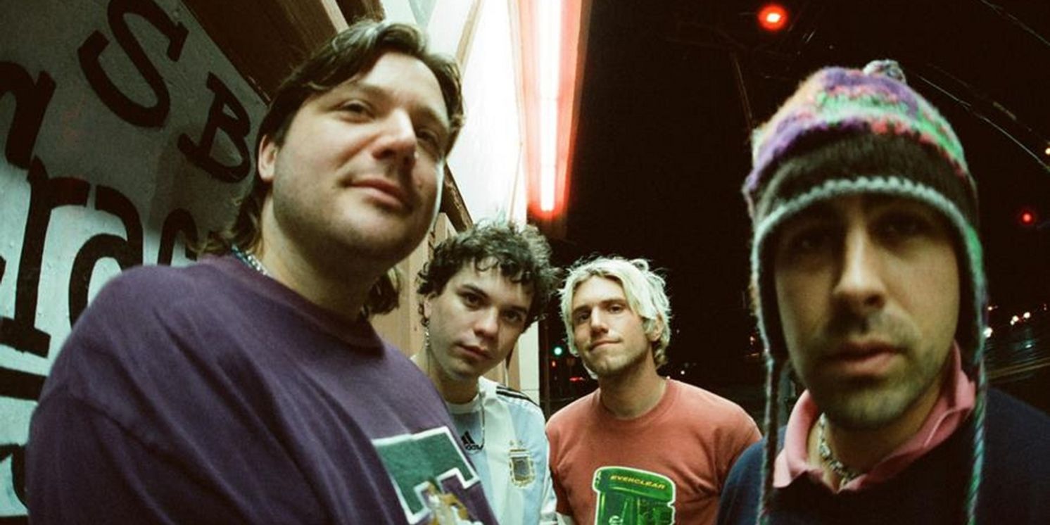 HUNNY Announce 'Homesick' Deluxe EP & Share New Single 'JFK'  Image