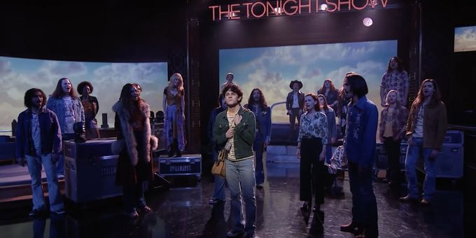 VIDEO: ALMOST FAMOUS Cast Performs 'Tiny Dancer' on THE TONIGHT SHOW