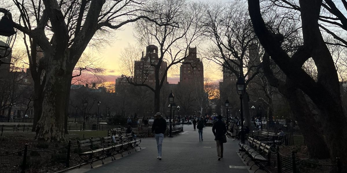 Student Blog: School, Work, AND a Social Life? How Can You Manage the Impossible?