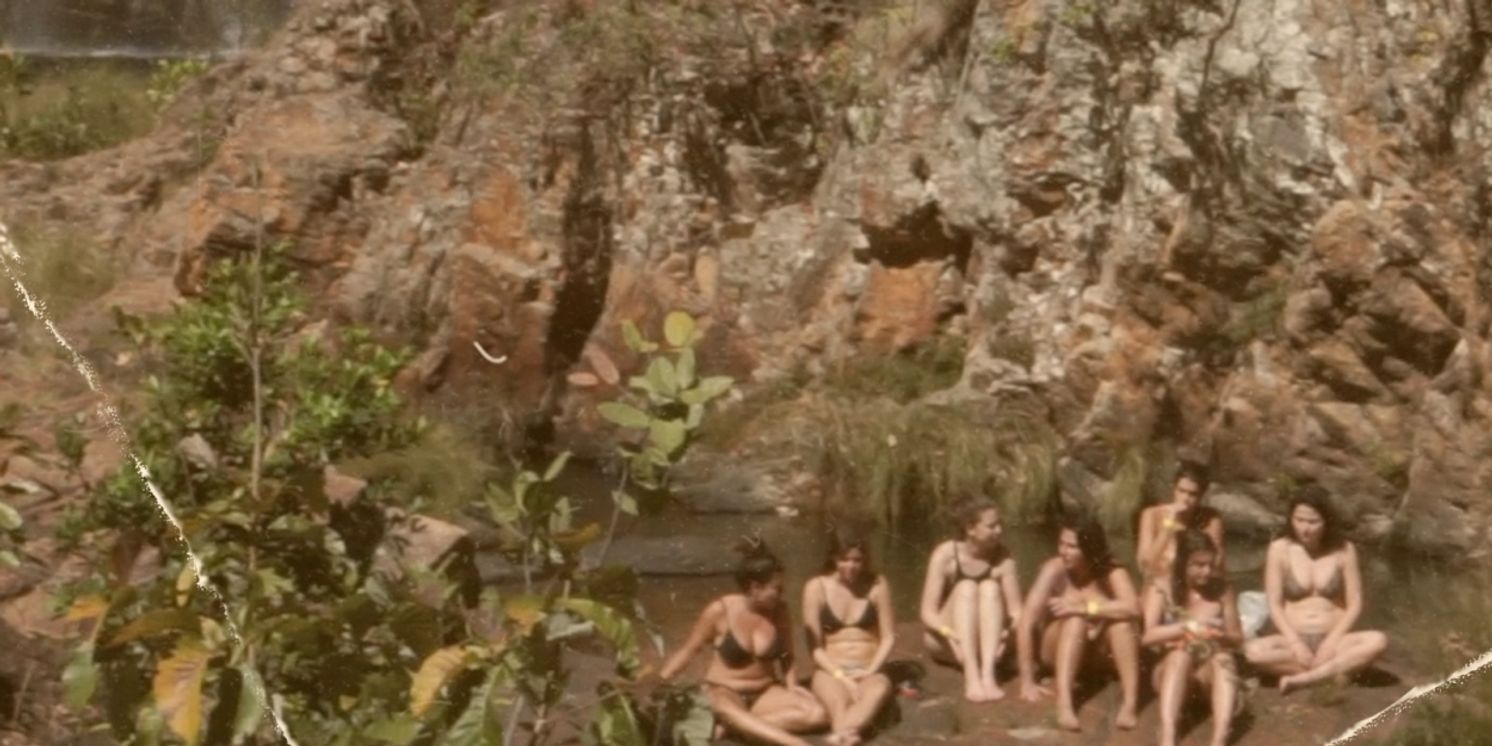 Folk Fusion Group Ley Line Announce New Single 'Desde Lejos'  Image