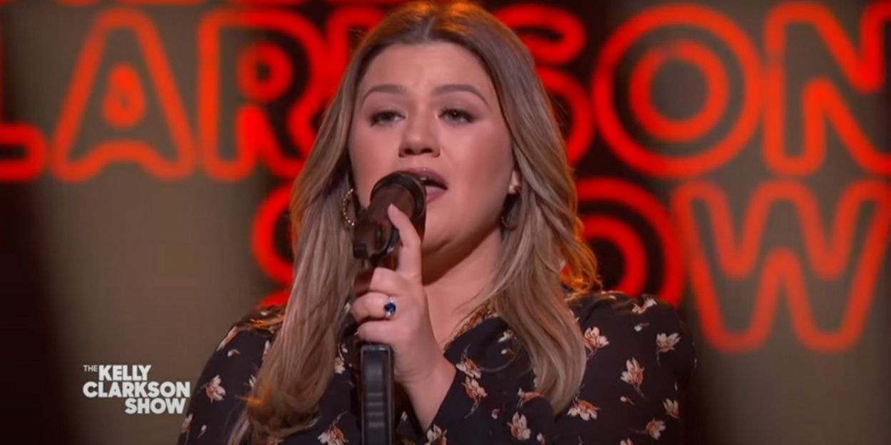 VIDEO: Kelly Clarkson Covers 'A Broken Wing' Video