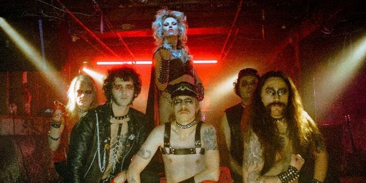 Glitter Wizard Releases 'Kiss the Boot' EP