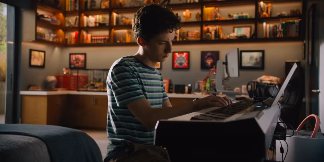Video: Andrew Barth Feldman, Laura Benanti & More Star in NO HARD FEELINGS Trailer Video