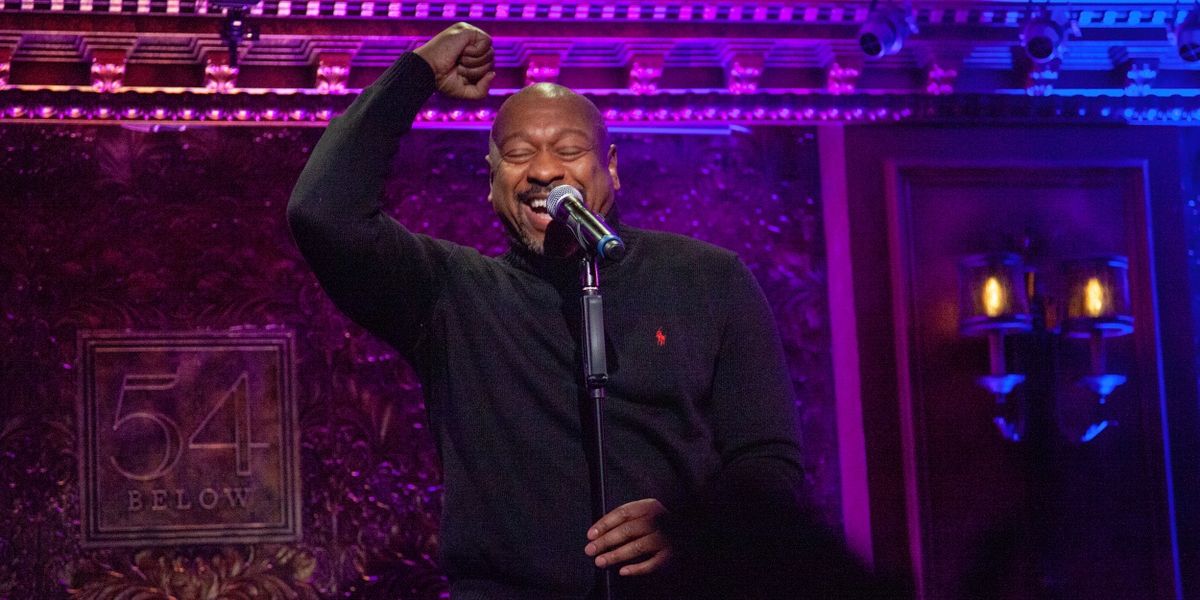 Review: Romance And The Silky Voice Of ALTON FITZGERALD WHITE Were In The Air For A VALENTINE'S CELEBRATION At 54 Below