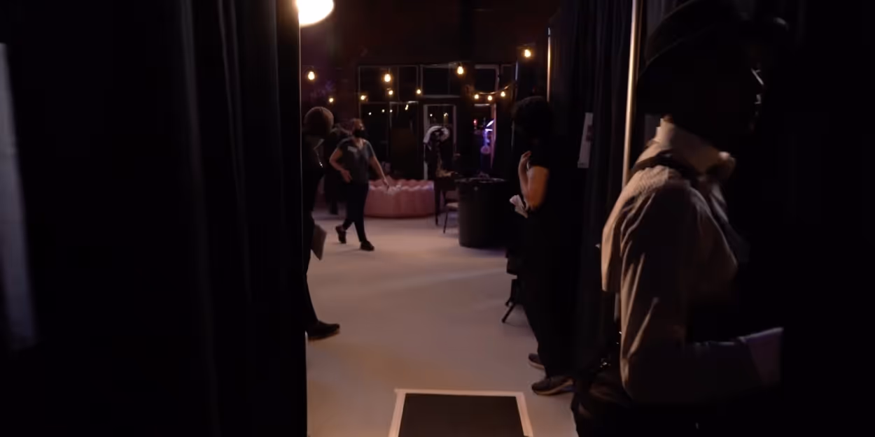 VIDEO: Go Behind The Scenes Of Atlanta Opera's CABARET Video