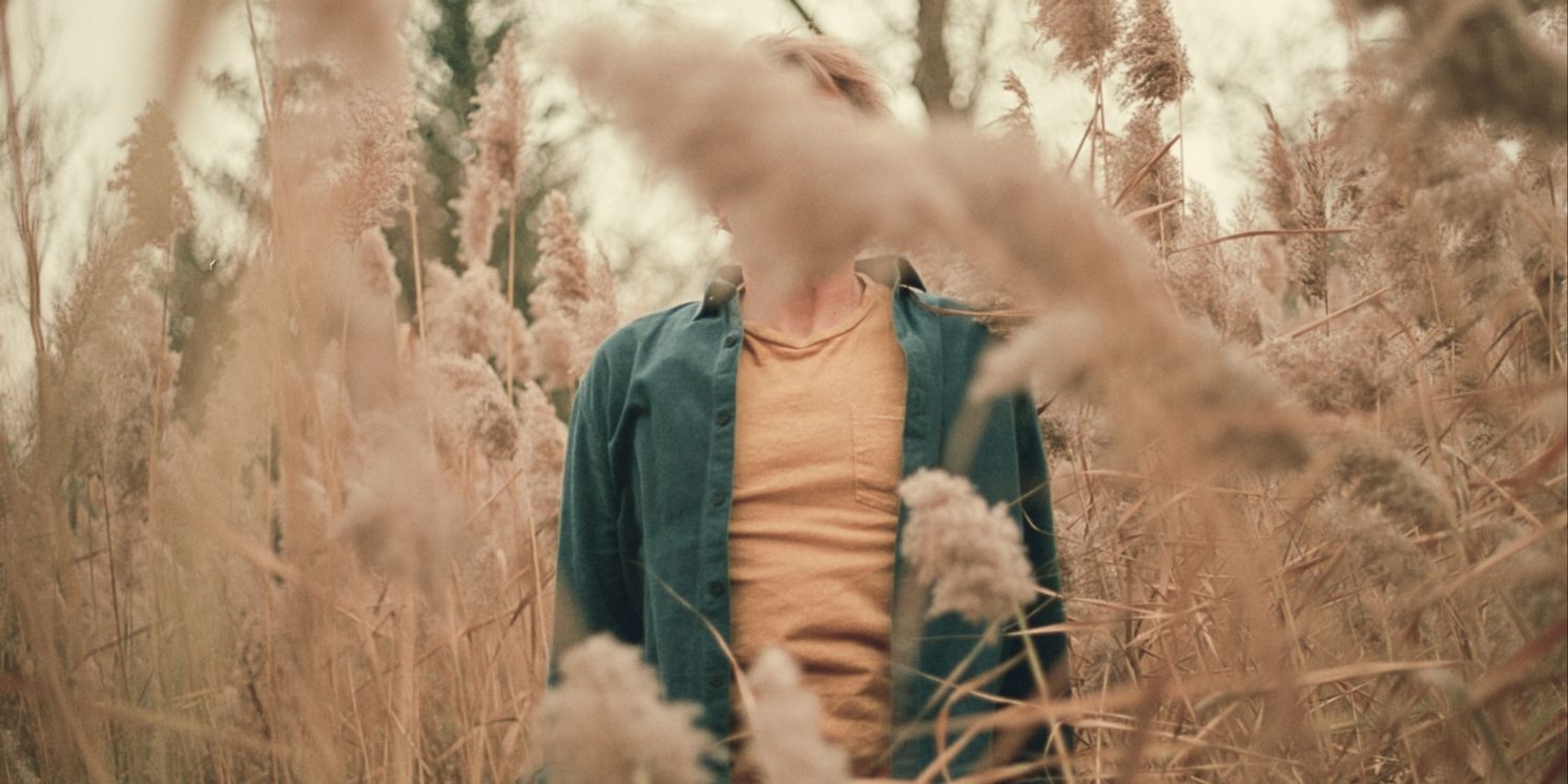 Joe Grass Reveals Details of 'Falcon's Heart' LP  Image