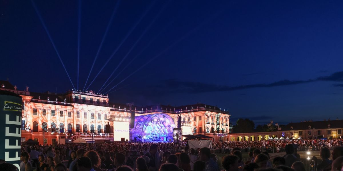 Review: ELISABETH IN CONCERT at Schönbrunn Palace