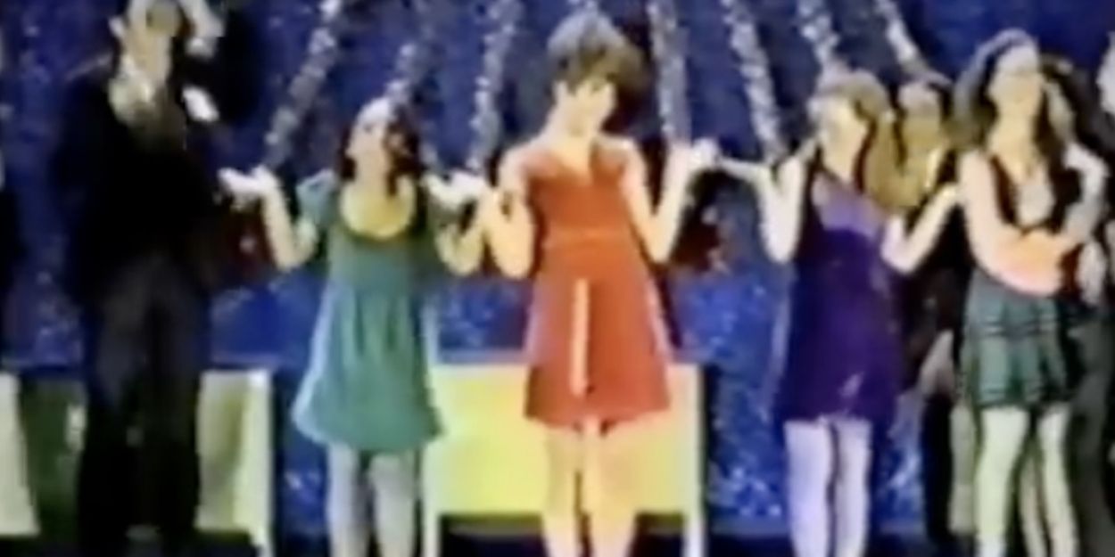 BWW Exclusive: 'Turkey Lurkey Time'- Thanksgiving Song or Christmas Song? Video