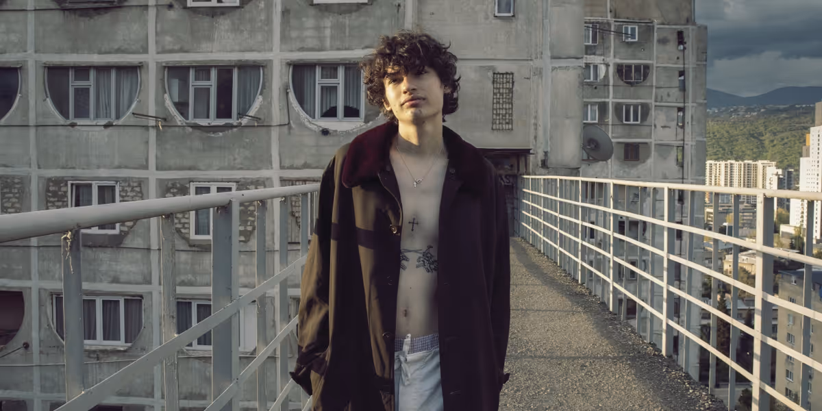 glaive Unveils New Song 'all I do is try my best'