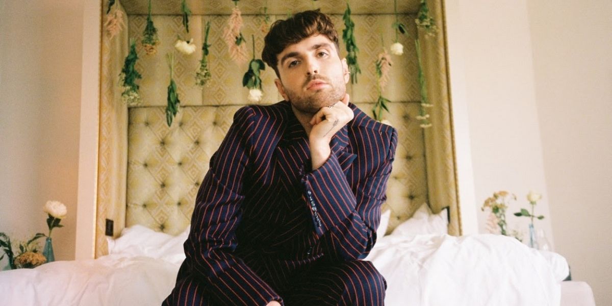 Duncan Laurence Shares New Single 'Electric Life'
