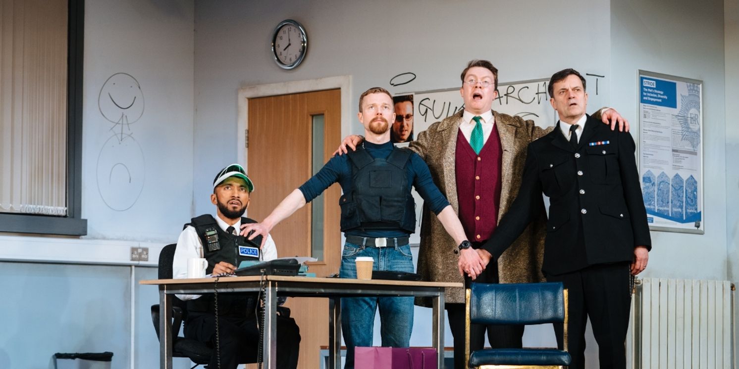 Review: ACCIDENTAL DEATH OF AN ANARCHIST, Lyric Hammersmith  Image