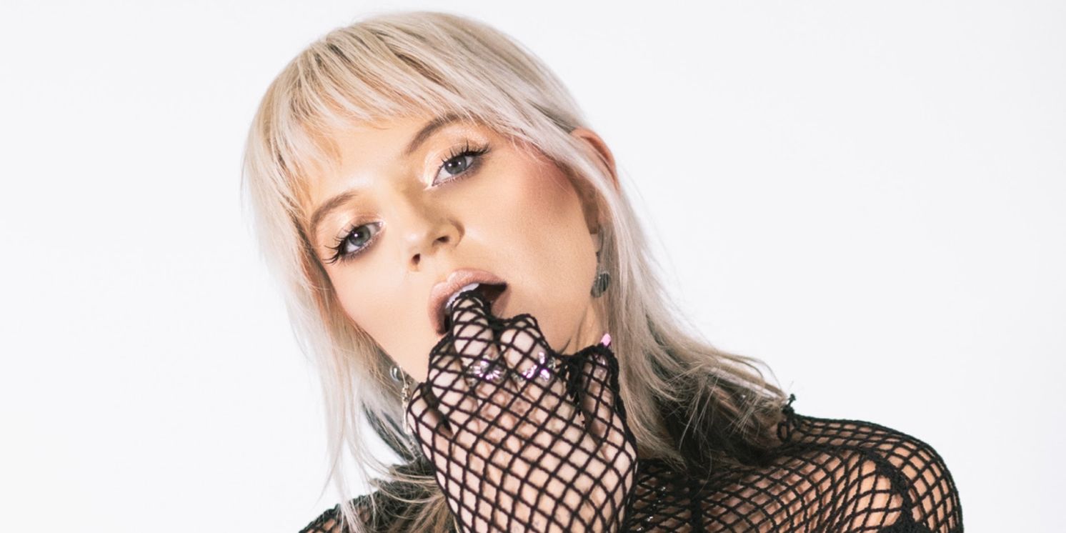 GG Magree Shares New Single 'Turn Me On'  Image